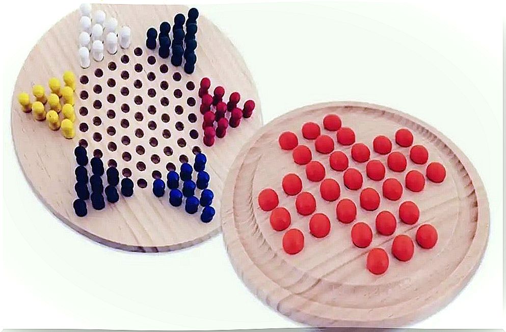 Chinese checkers