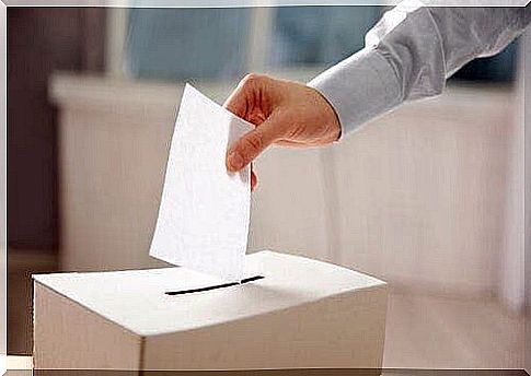 A vote in the ballot box